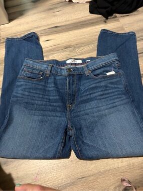 Tommy Hilfiger Women's Dark Blue Straight Leg Jeans